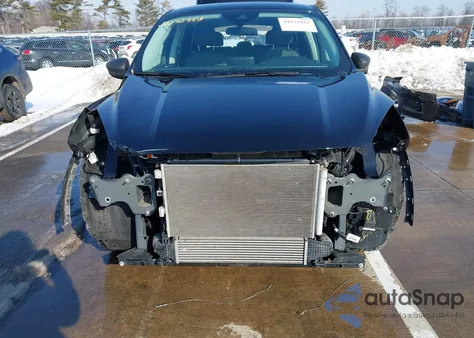 2022 Ford Escape Se z USA, uszkodzony, nr VIN 1FMCU9G60NUA53096